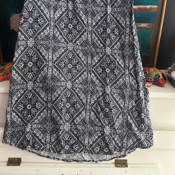 Denver Hayes Boue and White Geometric Backless Dress Small - Picture 2 of 13